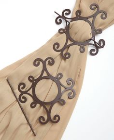 Big Christmas Gift Set of 2 Wooden Round Decorative Curtain Tiebacks//Holdbacks for Home Decor Brown Color and Multi Design 6 Inch