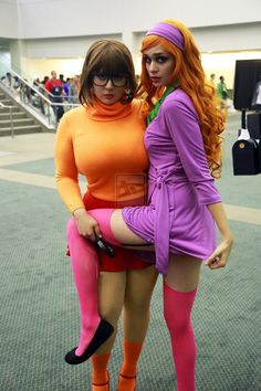 Like your Scooby doo porn velma daphne cosplay Scooby doo porn velma daphne cosplay
