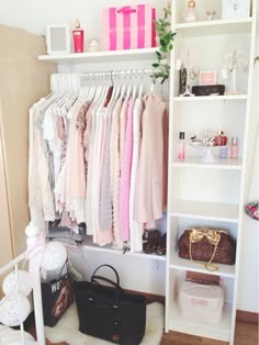 717 best closet inspiration images on pinterest walk in wardrobe