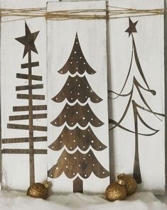 13 x 19 Multi-Color The Stupell Home D/écor Collection Holiday Santa Decorating Christmas Tree with Gifts Painting Wall Plaque Art
