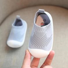 with Two Shoelaces Weiyun Autumn Baby Kid Girls Sport Running Boots Casual Shoes Boys and Girls High-Top Sports Shoes Boots Black