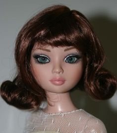 Charmaine Long Curly Blond Wig Size 6-7 Ellowyne Evangeline Kish Tonner
