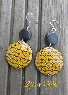 1 Paire Bois Boucles d/'oreilles Organic Brown creuse en Bois Rond Fleur Bijoux