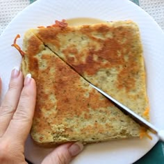 Keto grilled cheese recipe to make for lunch or dinner! Ketogenic diet grilled cheese 90 second bread recipe in the microwave. Keto diet/ low carb idea Ketogenic Diet, Low Carb Recipes, Keto Grilled Cheese, Keto Bread, Keto Recipes Dinner, Keto Dinner, Grilled Cheese Recipes, Keto Lunch Ideas