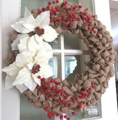 3005 best wreath ideas images on pinterest bricolage christmas diy burlap christmas wreath
