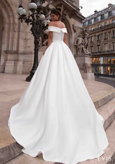 307 Best Oksana Mukha Images In 2020 Wedding Dresses Bridal