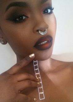 24790 neon eye contacts
