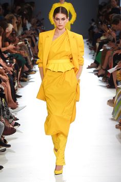 Max Mara Spring 2019 Ready-to-Wear Collection - Vogue