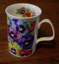 Roy Kirkham Gobelet PANSIES Pensées PANSY II porcelaine