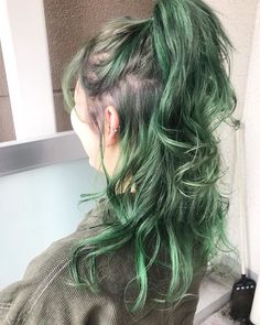 髪型 グリーン系 のアイデア 53 件 髪型 ヘアカラー グリーン 髪型 グリーン系 のアイデア 53 件 髪型 ヘアカラー グリーン