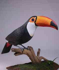 Lot 6 Small Balsa Wood Toucans Figurines Hand Carved Handmade Handcrafted Birds
