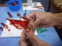 Liquid Plastic Dip Flower - Tulip - Vintage Craft DIY - YouTube Поделки Из Лака Для Ногтей, Цветы Из Пластмассовых Бутылок, Поделки Из Пластиковых Бутылок, Проволочные Цветы, Изделия Из Проволоки, Ремесла Из Смолы, Бутылка Поделки, Творческие Ремесла