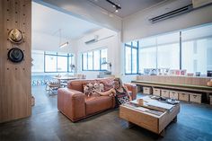 21 Best Interior Residential 428c East Coast Images Walk Up Walk Up Apartment Estilo Interior Decorating Home Furniture Contemporary
