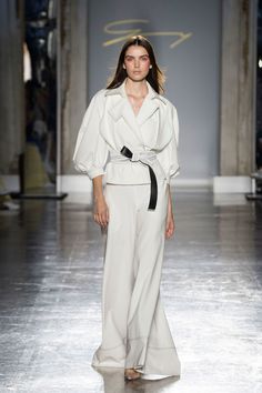 Genny Spring 2019 Ready-to-Wear Collection - Vogue