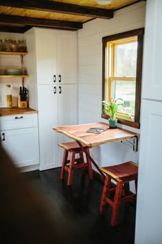 Small Space Solutions: 10 Ways to Turn Your Small Kitchen into an ... Small Space Solutions: 10 Ways to Turn Your Small Kitchen into an ...