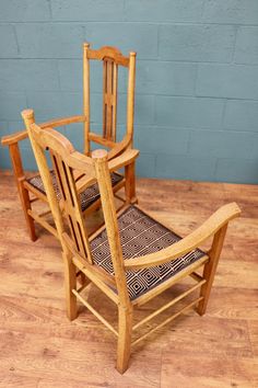 oak dining chairs x 4 dooley's 3107 arts and crafts dining chairs oak dining chairs chairs solid oak oak dining chairs x 4 dooley's 3107 arts and crafts dining chairs oak dining chairs chairs solid oak