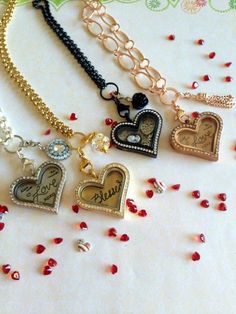 Mother/'s day Gift Personalised Floating Heart Locket Rose Gold Colour Keyring