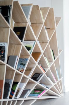 516 Fantastiche Immagini Su Bookcases Design Nel 2019 Open Cheft Bookcase By Studio Pousti Design Maryam