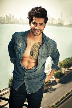 #varundhawan. 😘