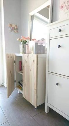Die 30+ besten Bilder zu Tiziana in 2020 | kallax türen Die Treppe nimmt Formen an. Dank Ikea und Kallax und Expedit
