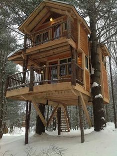 35 Best Houses On Stilts Images House Home Decor Log Homes I Would Think That The Pines Moving In Wind Create Structural Tension