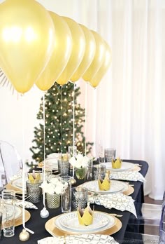 40 Best Let Me Entertain You Hostess Ideas Images On Pinterest In A Dinner Party Table Setting With Balloons Will Wow Your Guests An Unexpected Focal Point
