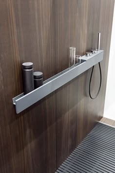 Bathroom wall shelf LIFE SHELF by MAKRO Contemporary Doors, Contemporary Building, Contemporary Cottage, Contemporary Fireplace, Contemporary Bedroom, Contemporary Architecture, Contemporary Design, Contemporary Office, Modern Bedroom