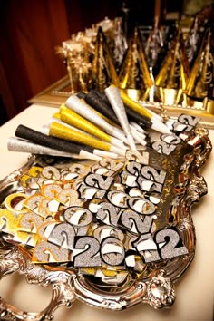 41 best New Year\'s Eve Wedding Ideas images on Pinterest | New years ... 41 best New Year\'s Eve Wedding Ideas images on Pinterest | New years ...