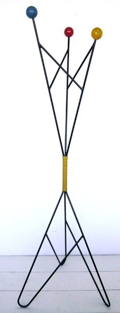 legno con finitura noce scuro vernice,Black Metal Coat Rack-pavimento in piedi cappello e appendiabiti con portaombrelli legno con finitura noce scuro vernice,Black Metal Coat Rack-pavimento in piedi cappello e appendiabiti con portaombrelli