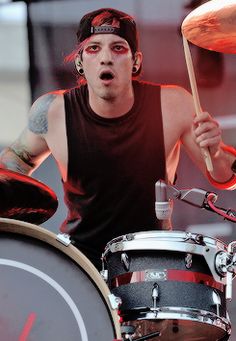 328 best twenty one pilots images on pinterest the twenties