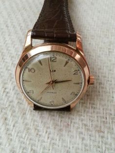 ANCIENNE MONTRE LIP Classics Bracelet Acier Cadran Rond pour ANCIENNE MONTRE LIP Classics Bracelet Acier Cadran Rond pour