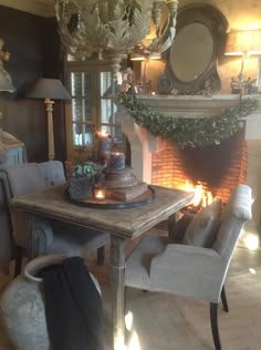 rustikale zeitgenössische möbel holz quirlande aan haard landleben wohnen und garten deko tisch wohnzimmer die 1583 besten bilder von möbel in 2018 vases porcelain und pottery rustikale zeitgenössische möbel holz quirlande aan haard landleben wohnen und garten deko tisch wohnzimmer die 1583 besten bilder von möbel in 2018 vases porcelain und pottery