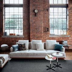 Le migliori 36 immagini su Living nel 2020 | Divano, Divani Objects Kettal Tavolino Milia Shop