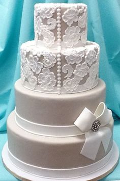 Cakes Plain On Stand One Teir Cakes Plain On Stand One Teir