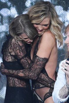 taylor swift dress lyrics karlie kloss 60 best taylor swift and karlie kloss images on pinterest taylor swift dress lyrics karlie kloss 60 best taylor swift and karlie kloss images on pinterest