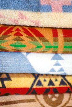 SALE 50s Thick Vintage Blue Wool Satin Trim Cottage Cabin Lakeside Warm Blanket Bedding
