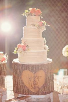 Tree Stump Cake Stand Is Adorable With Clusters Of Fresh Flowers On The Photo By Wright Photographs Rustic Wedding Tree Stump Cake Stand Is Adorable With Clusters Of Fresh Flowers On The Photo By Wright Photographs Rustic Wedding