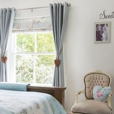 23 Best Bedroom Window Dressing Images Windows Bedrooms Homes 13 Beautiful Window Dressing Ideas