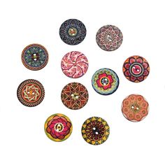 10 PCS ASSORTED WOODEN BUTTONS SEWING SCRAPBOOKING COLOURS FLOWER HEART ELEPHANT