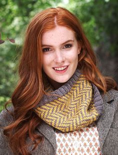 Colorful Chevron Cowl | AllFreeKnitting.com