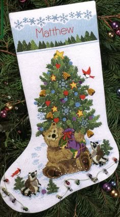 JOAN ELLIOTT/'S BRIGHT PENGUIN WITH GIFTS CHRISTMAS STOCKING CROSS STITCH CHART
