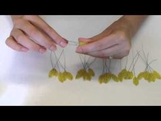 Подсолнухи из бисера. Часть 1/3. Бисероплетение - YouTube