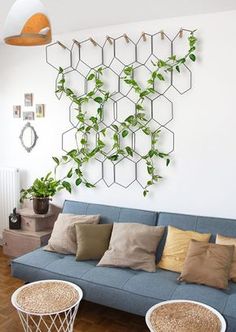 36 Easy Diy Wall Art Ideas To Make Your Home More Stylish 6 Ways To Include Indoor Vines In Your Interior