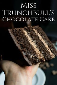 miss-trunchbulls-chocolate-cake-abajillianrecipes.com