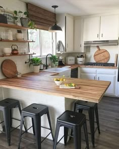 Wood countertops! Small Kitchen Decoration, Apartment Kitchen, Kitchen Furniture, Condo Kitchen, Trendy Apartment