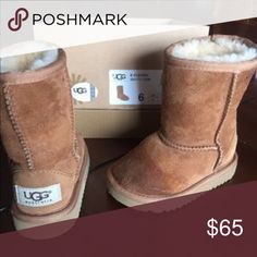 ugg classic mini shiny dot boots ugg classic mini ugg classic and toddler uggs size 6