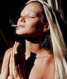 Dating en tjej som röker cigaretter