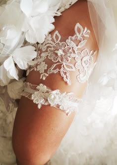 Details about / Bride Party Wedding Gift Toss Garter IVORY Satin CZ Center Lace BRIDAL