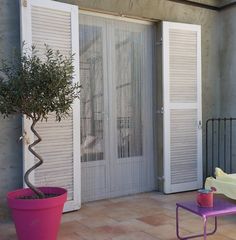 Rideau de porte en chaînette aluminium anodisé. Moderne, décoratif ... Rideau de porte en chaînette aluminium anodisé. Moderne, décoratif ...