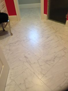 Herringbone Floor In A 12x24 Porcelain Tile For The Mud Room Home 12 X 24 Carrara Look Porcelain Tile In Herringbone Pattern